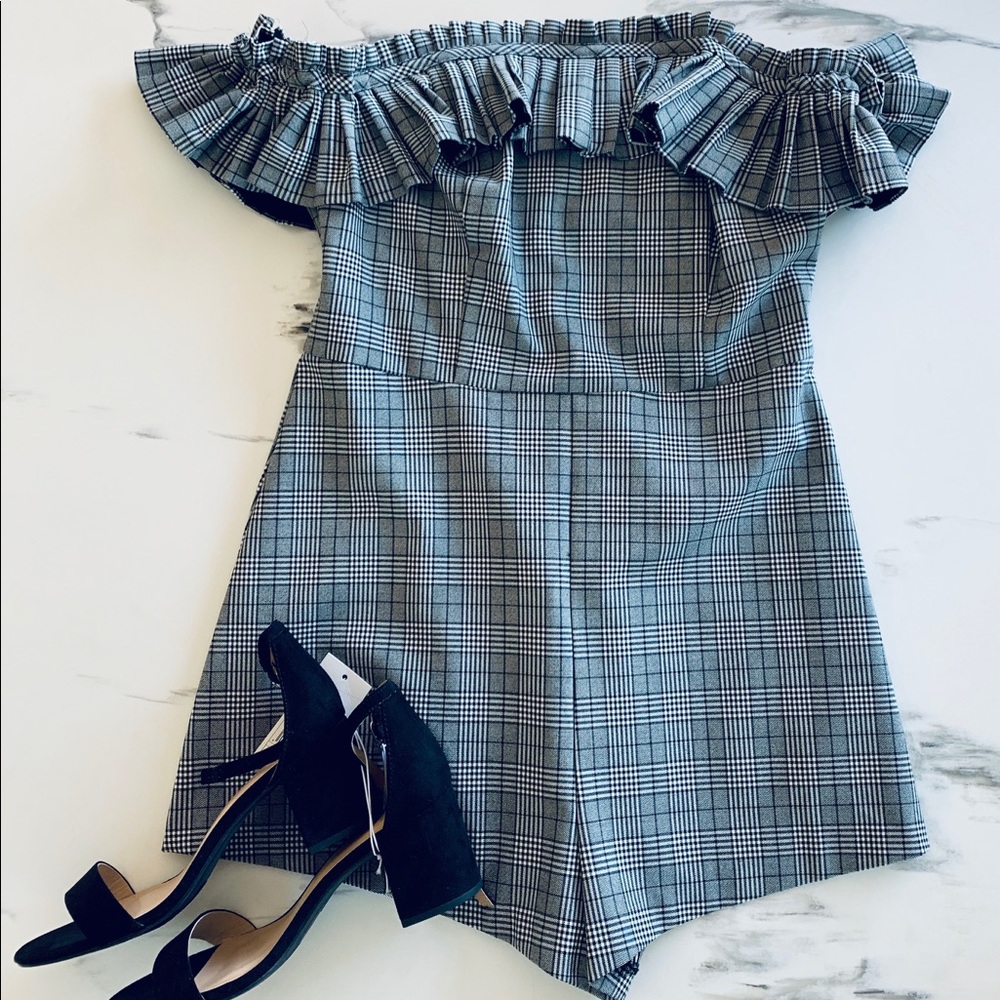Urban Outfitters UO Grey Plaid Sleeveless